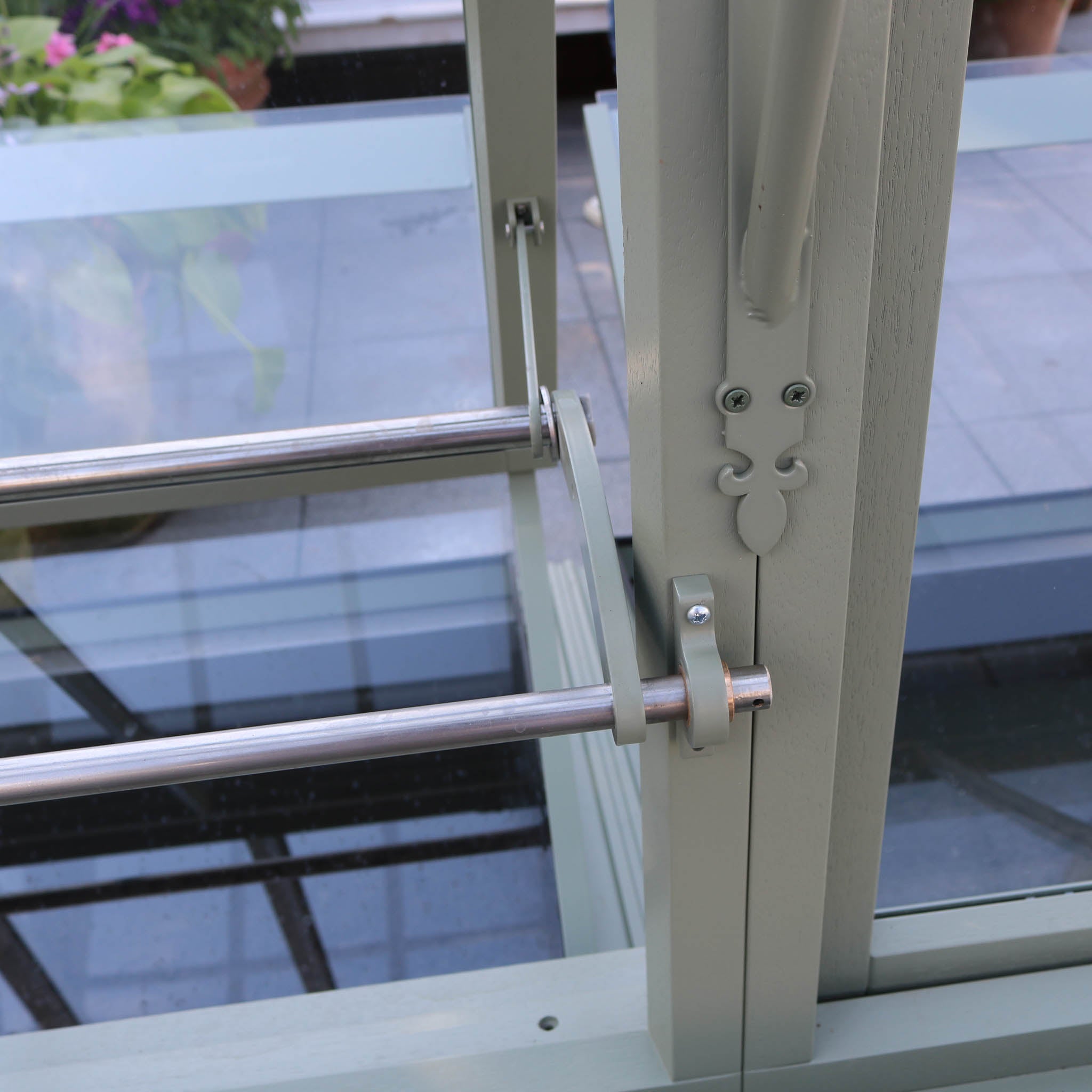 Additional Opening Sash with Manual Opener