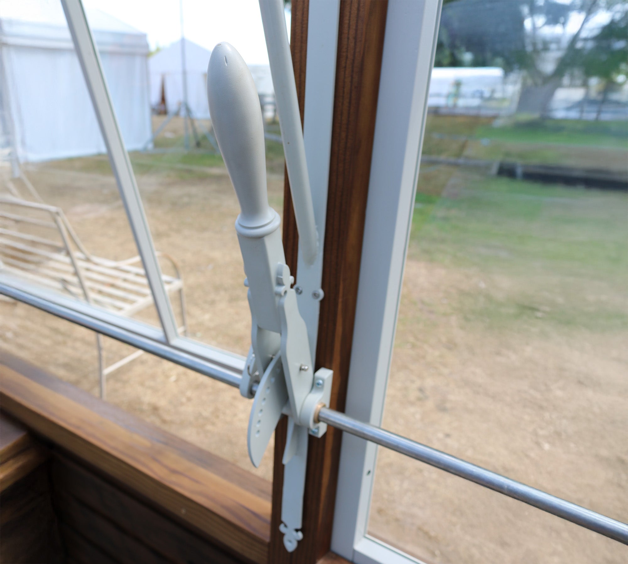 Multi-sash Opening System – Side