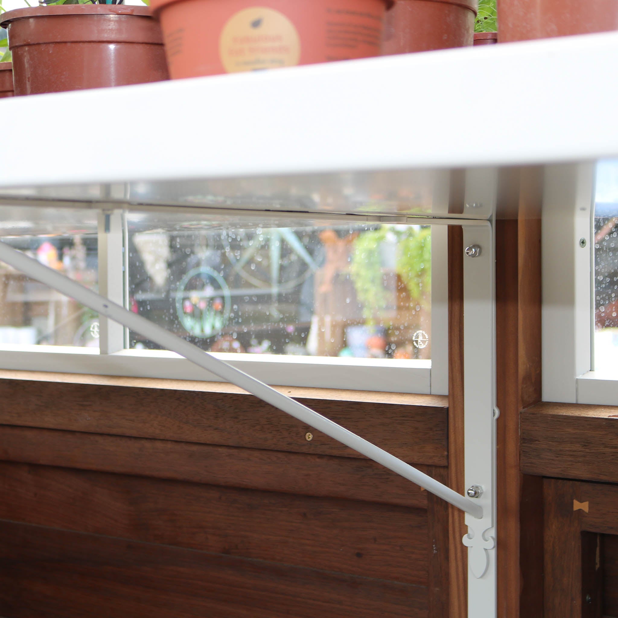 Adjustable Bracket Gable Staging